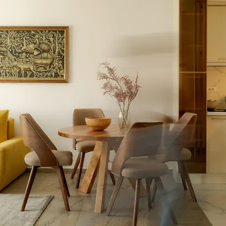 Lala & Daughters דירה *